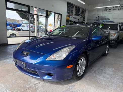 Used 2000 Toyota Celica GT FWD image 12