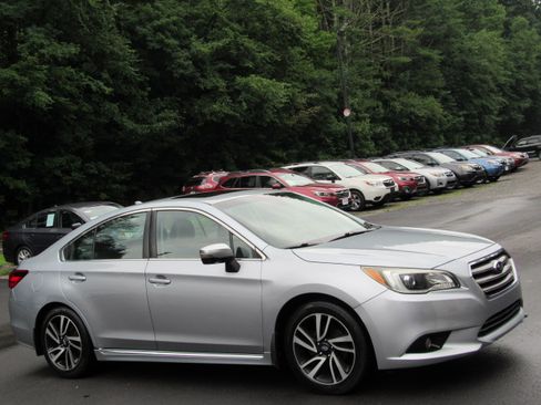 Used 2017 Subaru Legacy 2.5i Sport AWD/4WD image 11