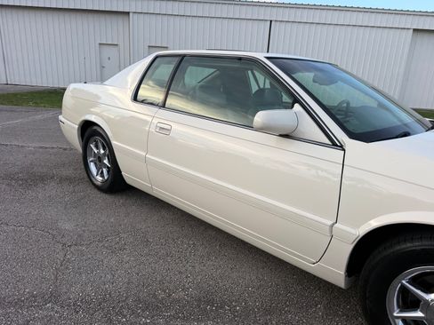 Used 2002 Cadillac Eldorado Collector's Edition FWD image 44