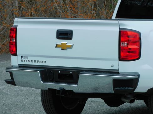 Used 2018 Chevrolet Silverado 1500 LT image 10