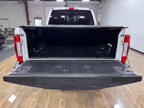 Used 2019 Ford F250 Platinum image 8