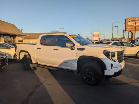 Used 2023 GMC Sierra 1500 Pro image 3