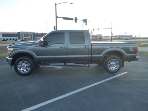 Used 2016 Ford F250 Lariat image 1