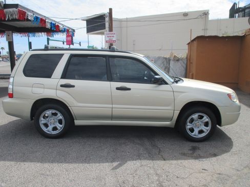 Used 2007 Subaru Forester 2.5X Premium AWD/4WD image 2