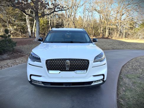 Used 2020 Lincoln Aviator Reserve image 8