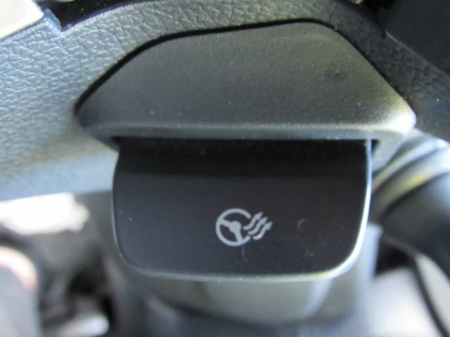 Used 2017 Subaru Forester 2.5i Touring AWD/4WD image 25