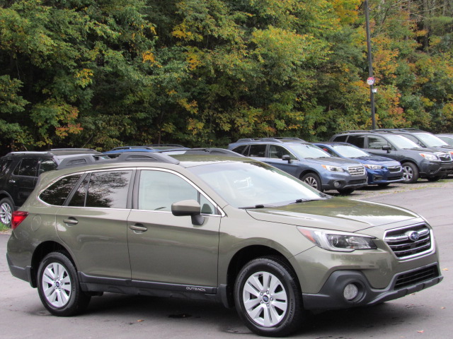 Used 2018 Subaru Outback 2.5i Premium AWD/4WD image 13
