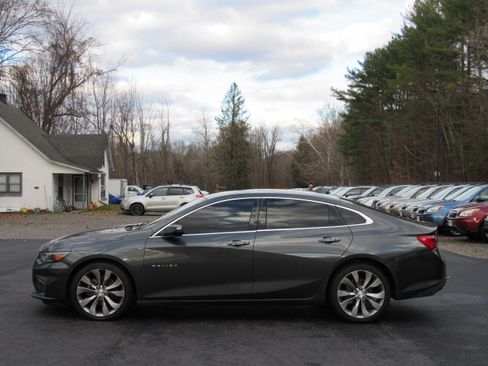 Used 2016 Chevrolet Malibu Premier image 4