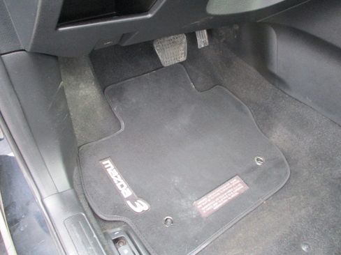 Used 2012 MAZDA MAZDA3 i Grand Touring image 16