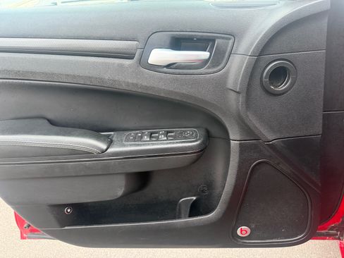 Used 2016 Chrysler 300 S image 16