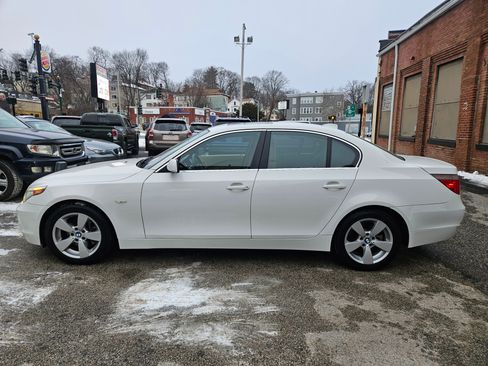 Used 2007 BMW 530xi image 4