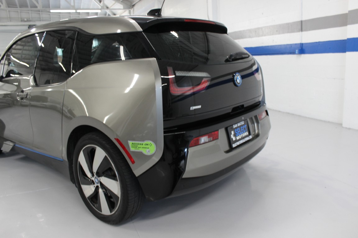 Used 2016 BMW i3 w/ Range Extender RWD image 9