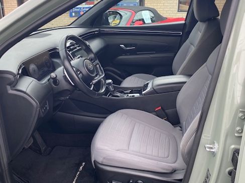Used 2022 Hyundai Santa Cruz AWD SEL Premium image 9