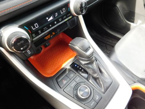 Used 2021 Toyota RAV4 Adventure image 17