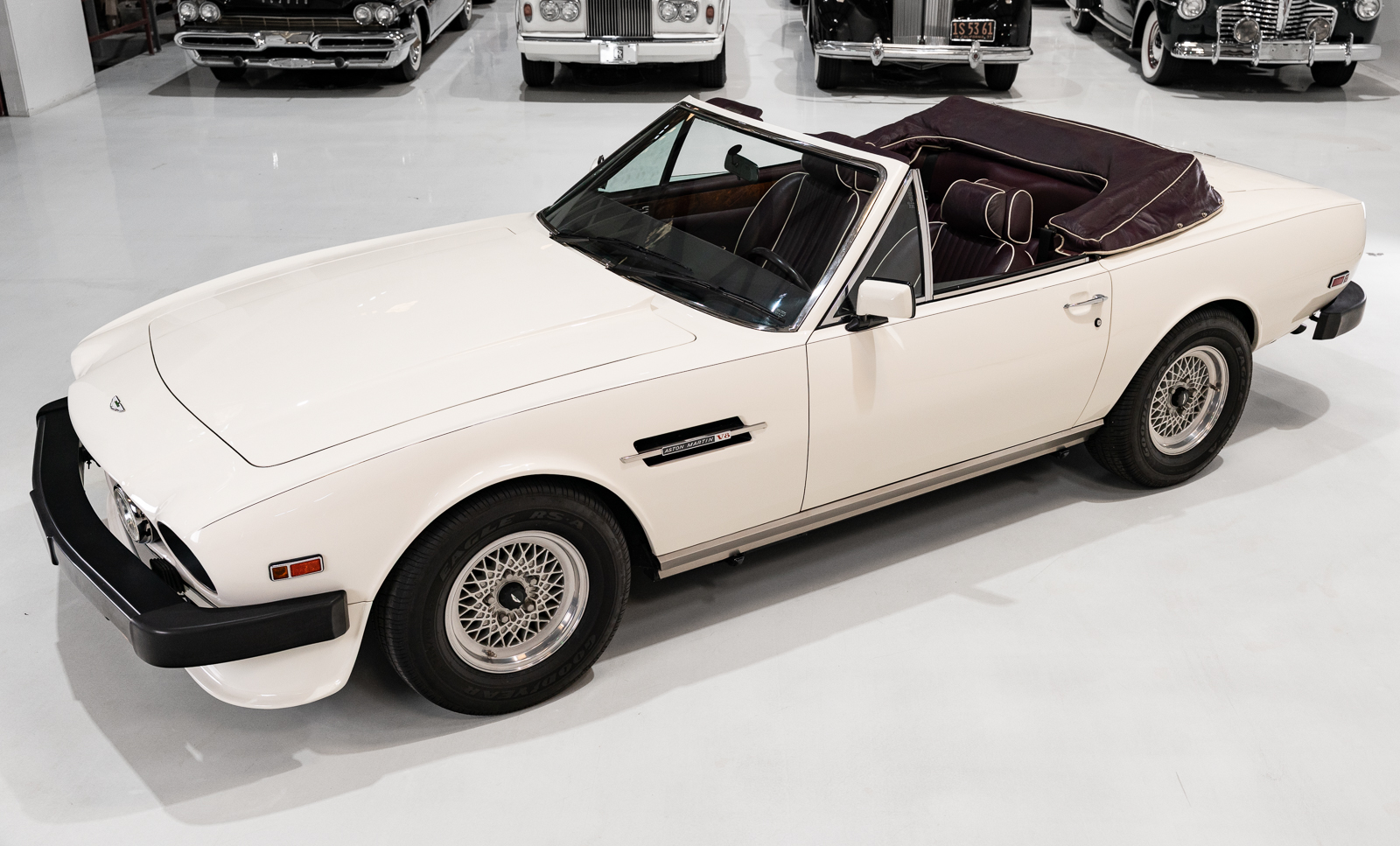 Used 1988 Aston Martin V8 Vantage RWD image 13