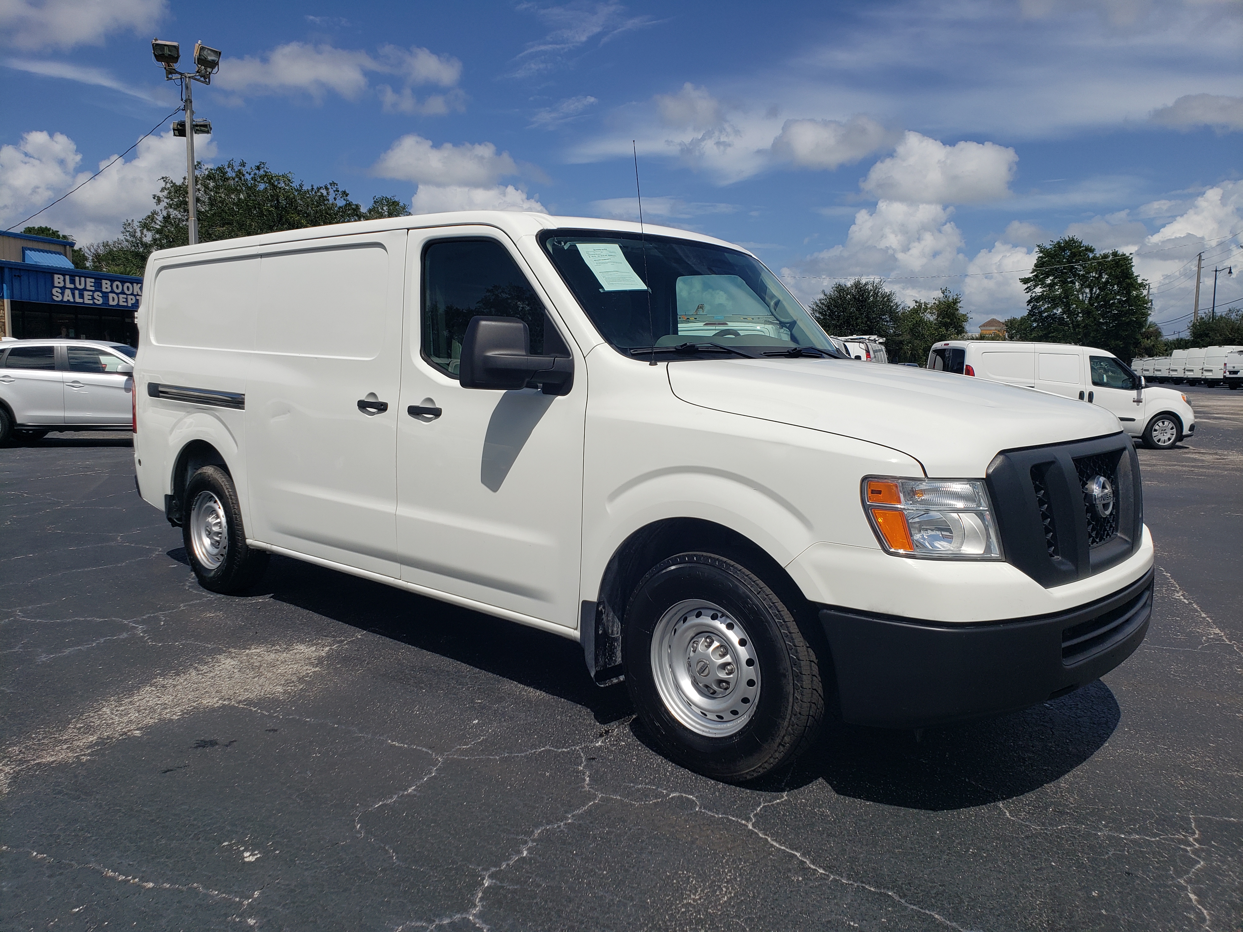Used 2020 Nissan NV 1500 S RWD image 7