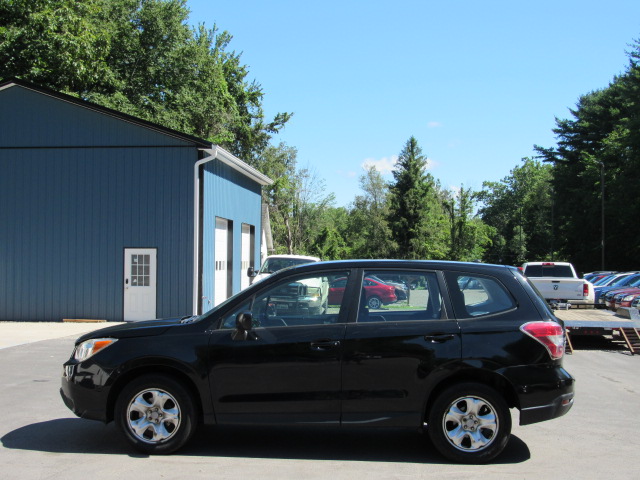 Used 2014 Subaru Forester 2.5i AWD/4WD image 4