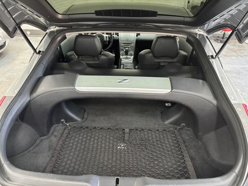 Used 2003 Nissan 350Z image 13