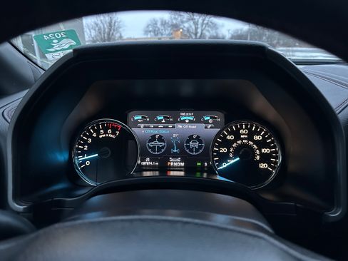 Used 2018 Ford F150 4x4 SuperCrew image 16