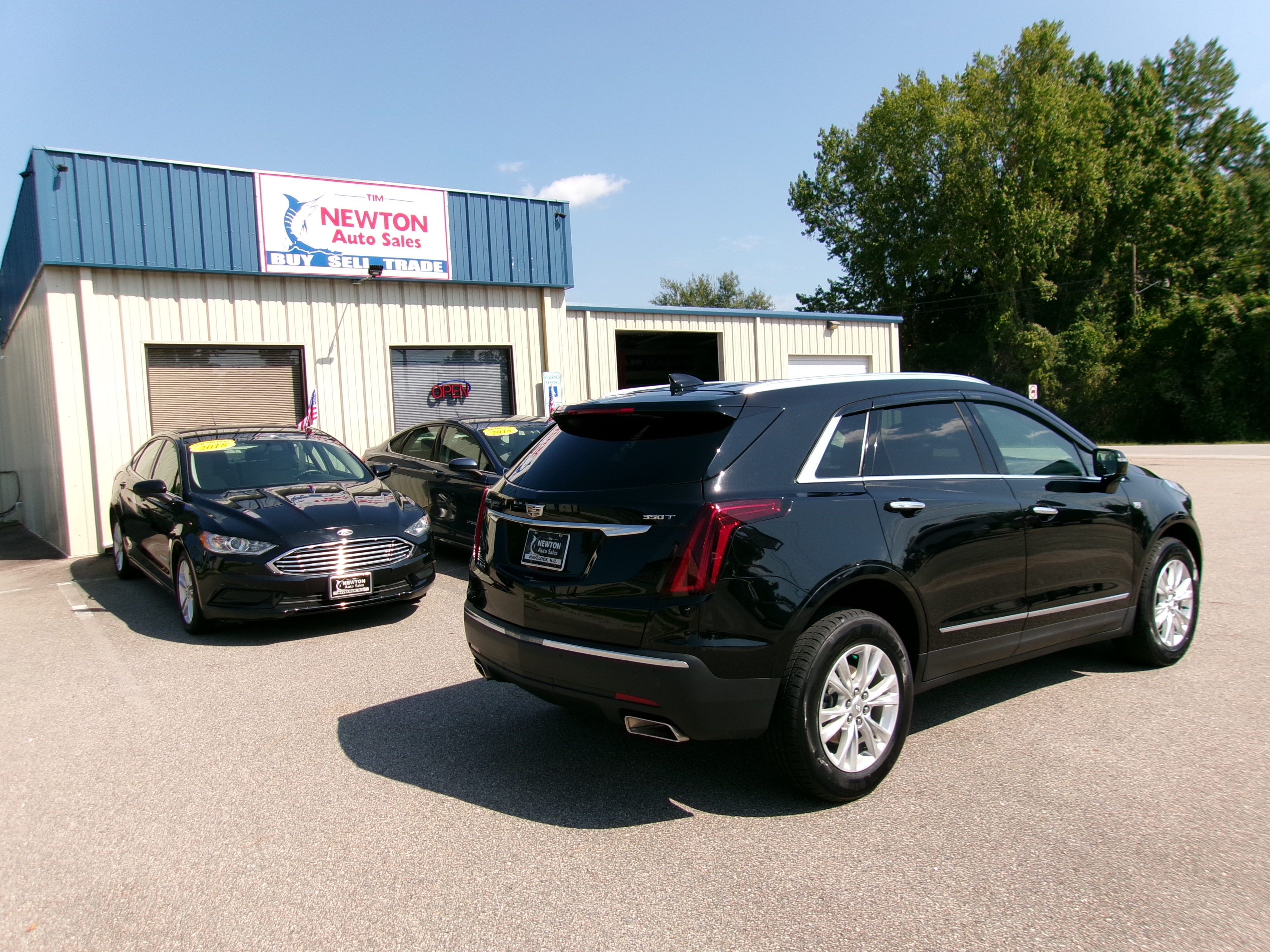 Used 2021 Cadillac XT5 FWD Luxury image 2