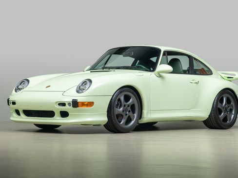 Used 1998 Porsche 911 Carrera S RWD image 46