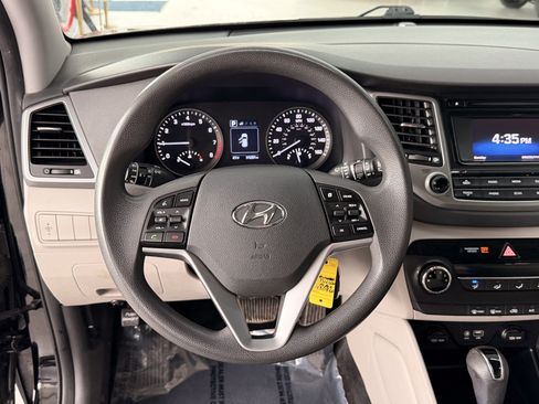 Used 2017 Hyundai Tucson SE image 9