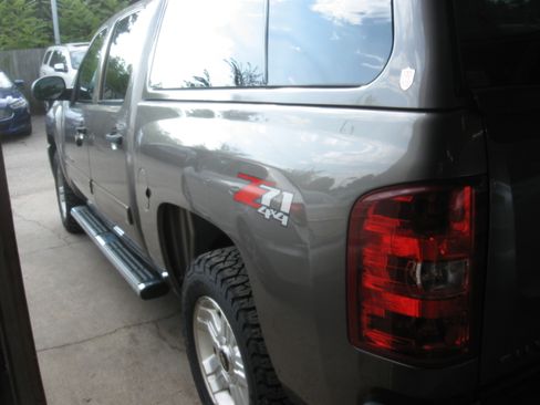 Used 2013 Chevrolet Silverado 1500 4x4 Crew Cab LT image 6