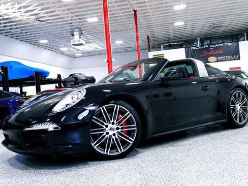 Used 2015 Porsche 911 Targa 4S AWD/4WD image 6