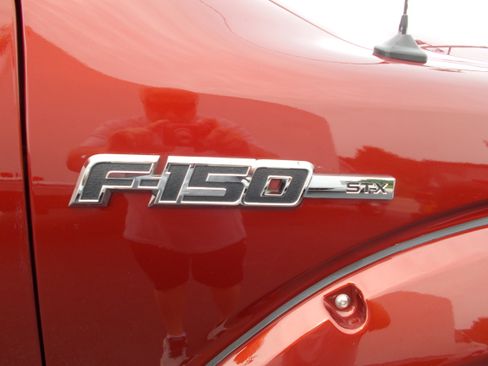 Used 2014 Ford F150 4x4 SuperCab STX image 5