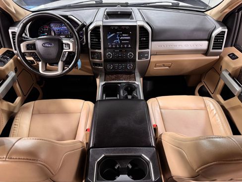 Used 2019 Ford F250 Lariat w/ Lariat Value Package image 23