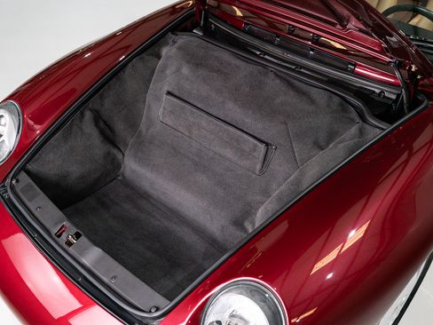 Used 1998 Porsche 911 Carrera Cabriolet RWD image 59
