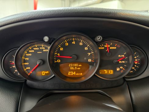 Used 2004 Porsche 911 Coupe 2 wheel drive image 34