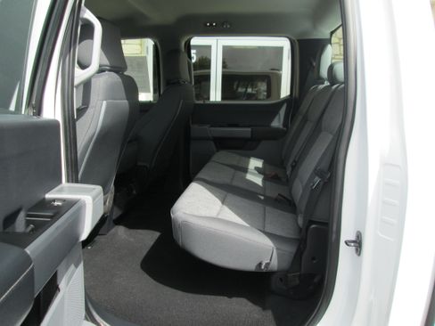 Used 2023 Ford F250 XL image 5