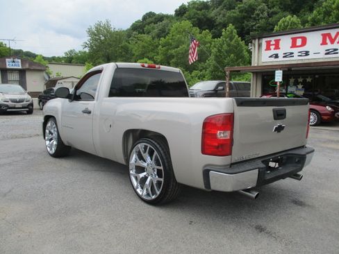 Used 2007 Chevrolet Silverado 1500 2WD Regular Cab LT image 9