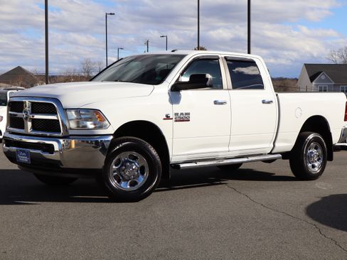 Used 2013 RAM 2500 SLT image 2