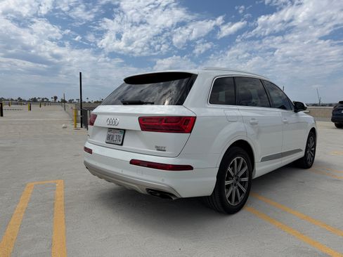 Used 2017 Audi Q7 3.0T Premium Plus AWD/4WD image 5