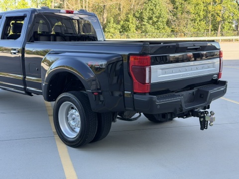 Used 2021 Ford F450 4x4 Crew Cab Platinum image 10