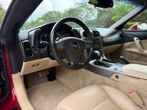 Used 2006 Chevrolet Corvette Convertible RWD image 84