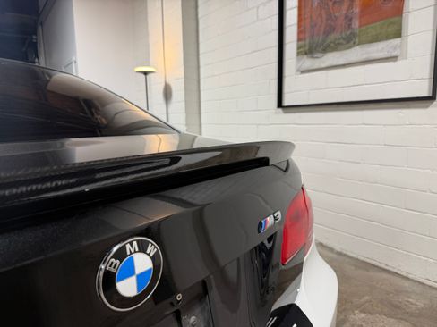 Used 2011 BMW M3 image 16
