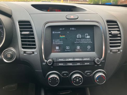 Used 2018 Kia Forte Sedan FWD image 7