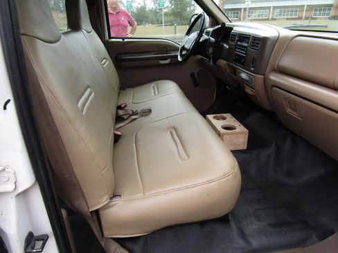 Used 1999 Ford F350 XL image 13