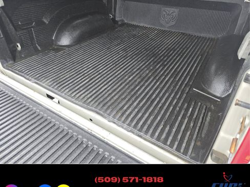 Used 2010 Dodge Ram 1500 Truck SLT image 17