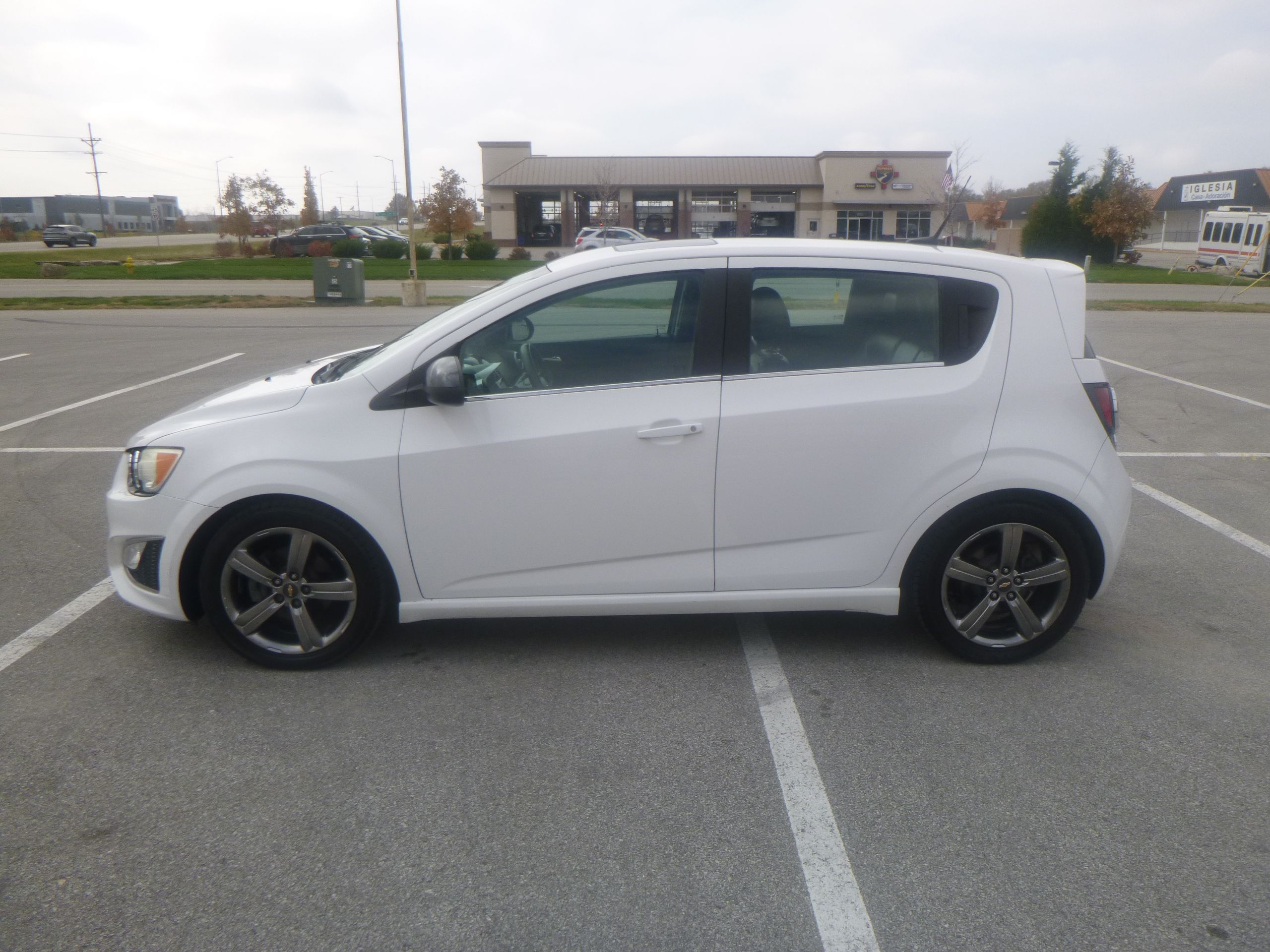 Used 2014 Chevrolet Sonic RS FWD image 1