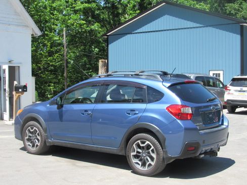 Used 2016 Subaru Crosstrek 2.0i Premium AWD/4WD image 4
