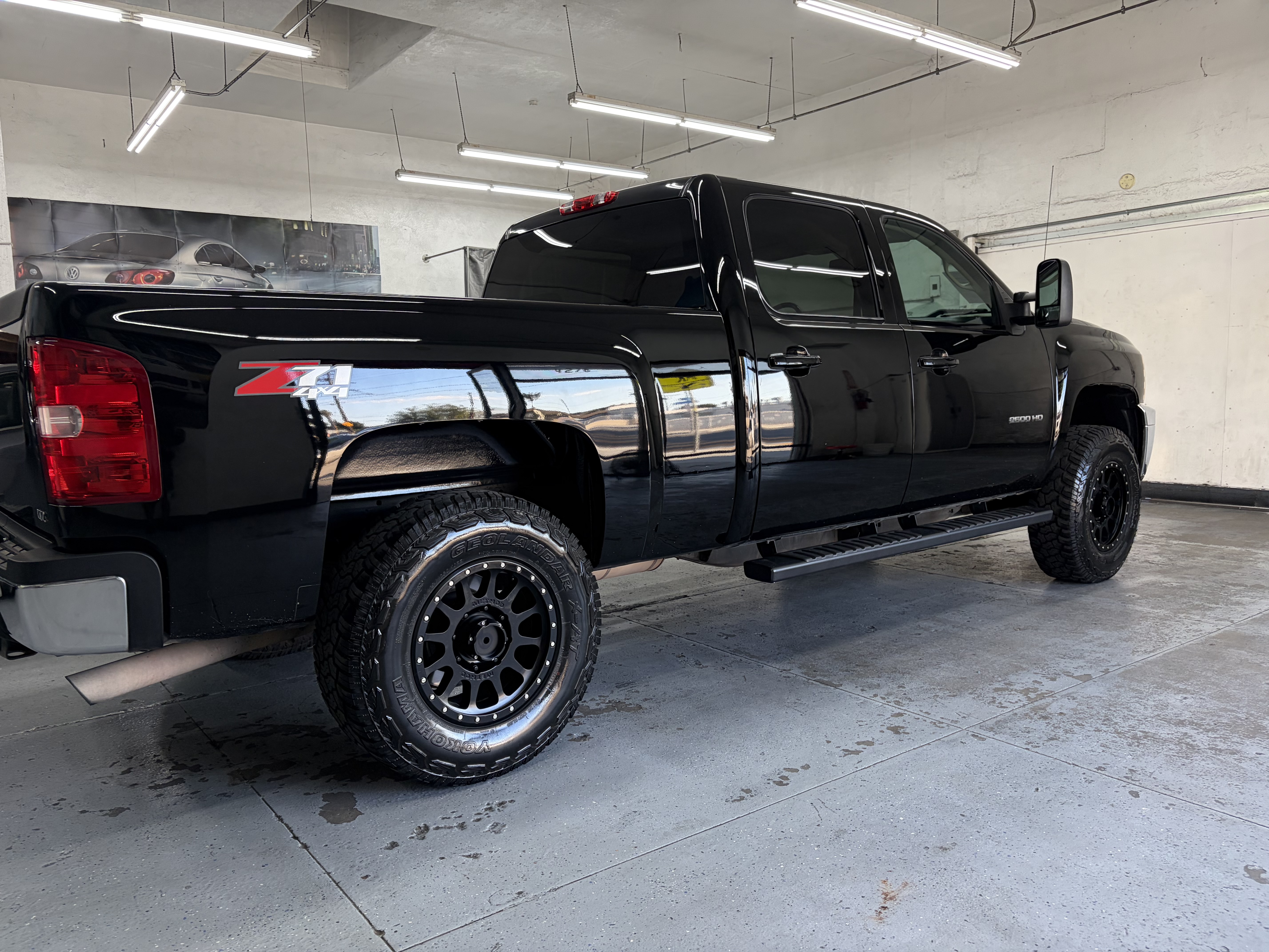 Used 2014 Chevrolet Silverado 2500 4x4 Crew Cab LTZ w/ Z71 image 5