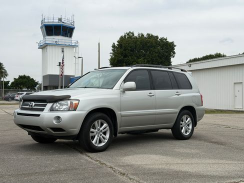 Used 2006 Toyota Highlander Sport image 1