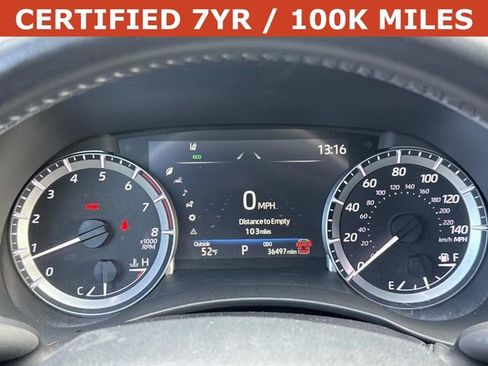 Used 2024 Toyota Highlander XSE FWD image 28