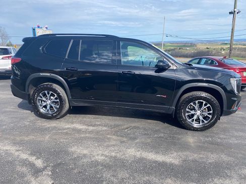 Used 2025 GMC Acadia AT4 image 4