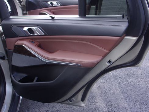 Used 2019 BMW X5 xDrive40i image 32