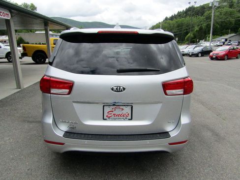 Used 2016 Kia Sedona SX FWD image 4